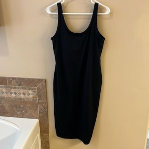 Vuori Halo Essential Dress - Size Large - Black